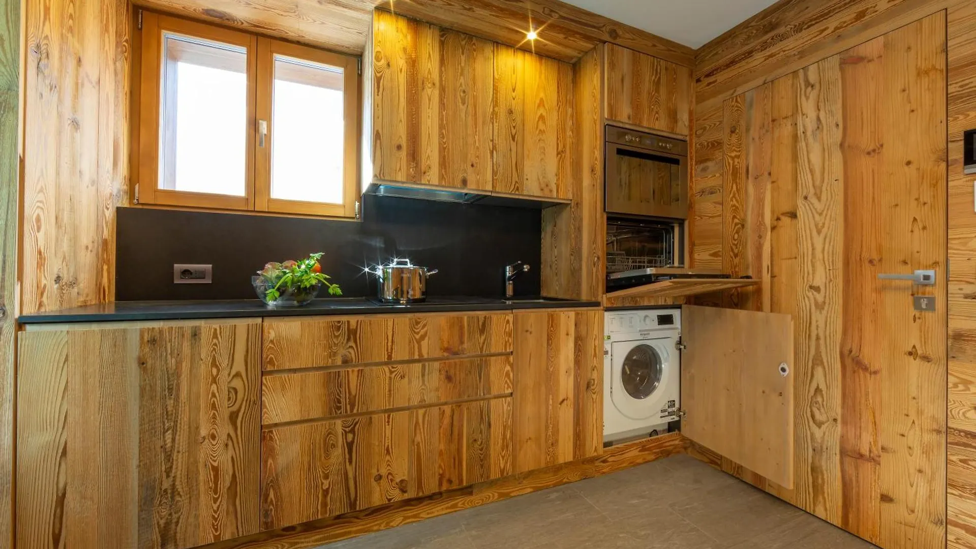 Marlies Ski In - Ski Out 50M - Happy Rentals Livigno